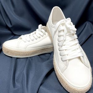 Madden Girl ARIAA Sneakers size 7.5